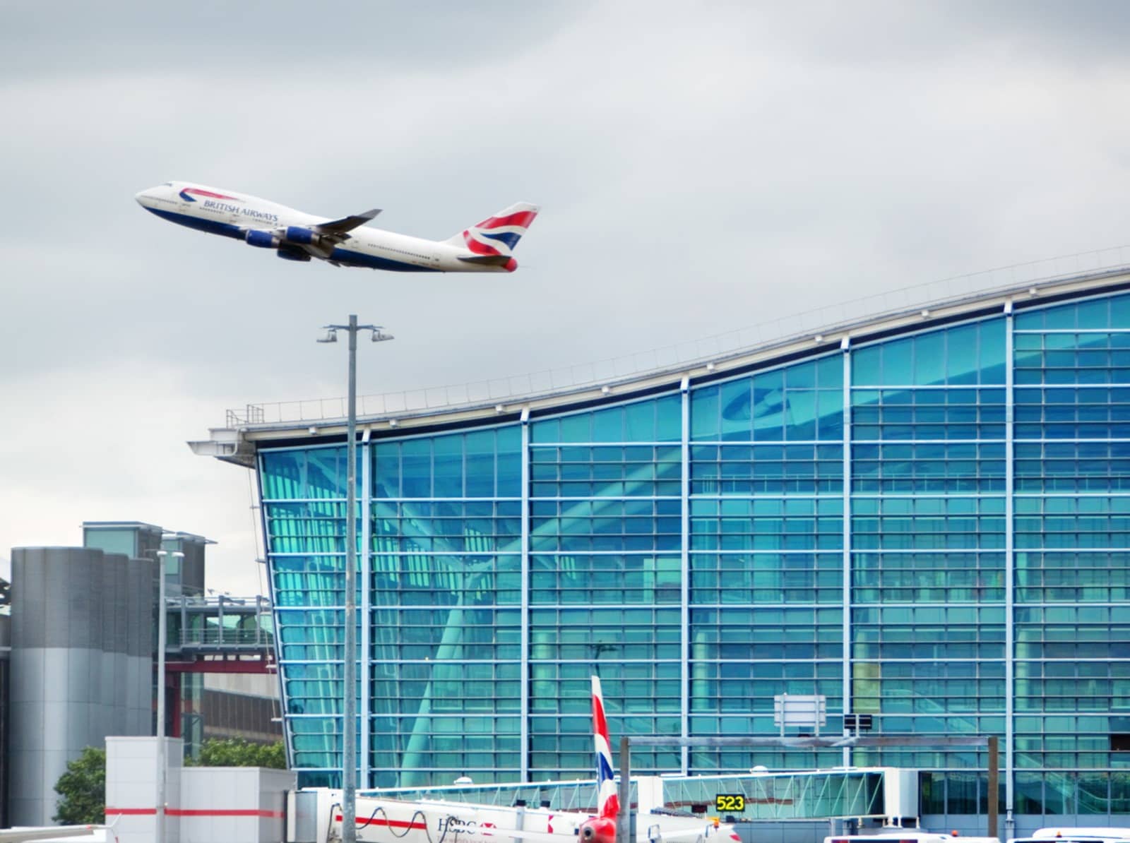 Cheap Heathrow Taxis Picture Credits Britain Express